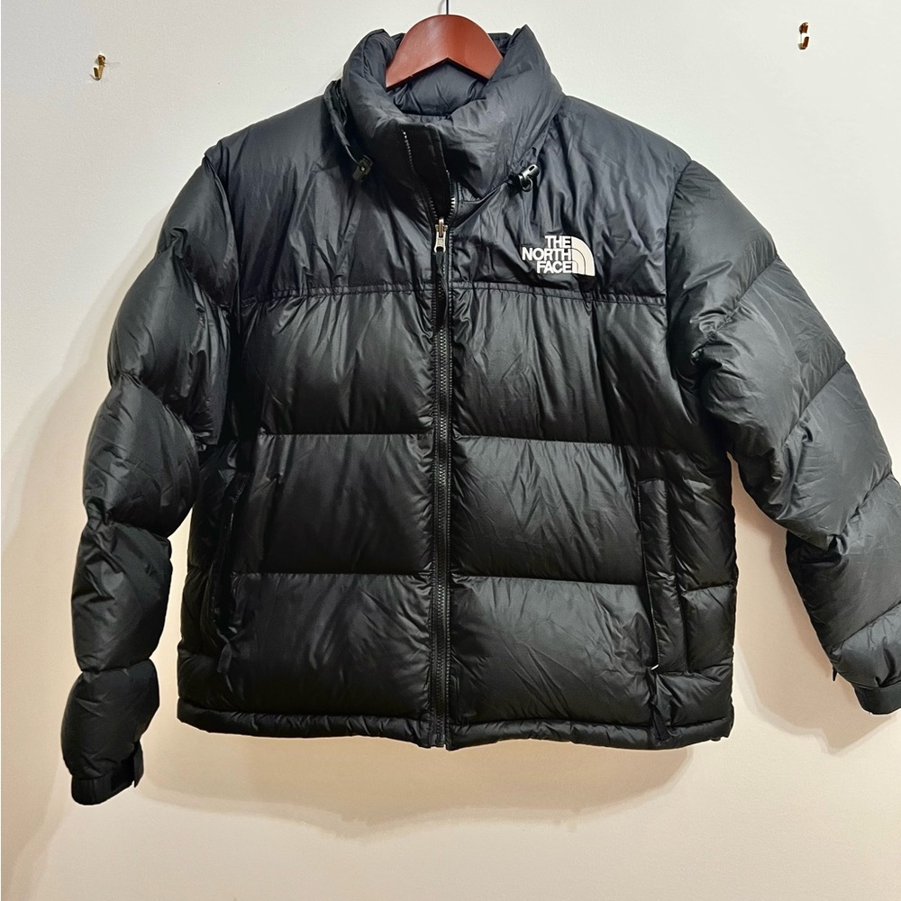 The North Face Women's 1996 Retro
Nuptse Down Jacket. SIZE XL
